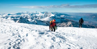 The importance of Acclimatization, Hydration and Sun protection at Mountain Expeditions