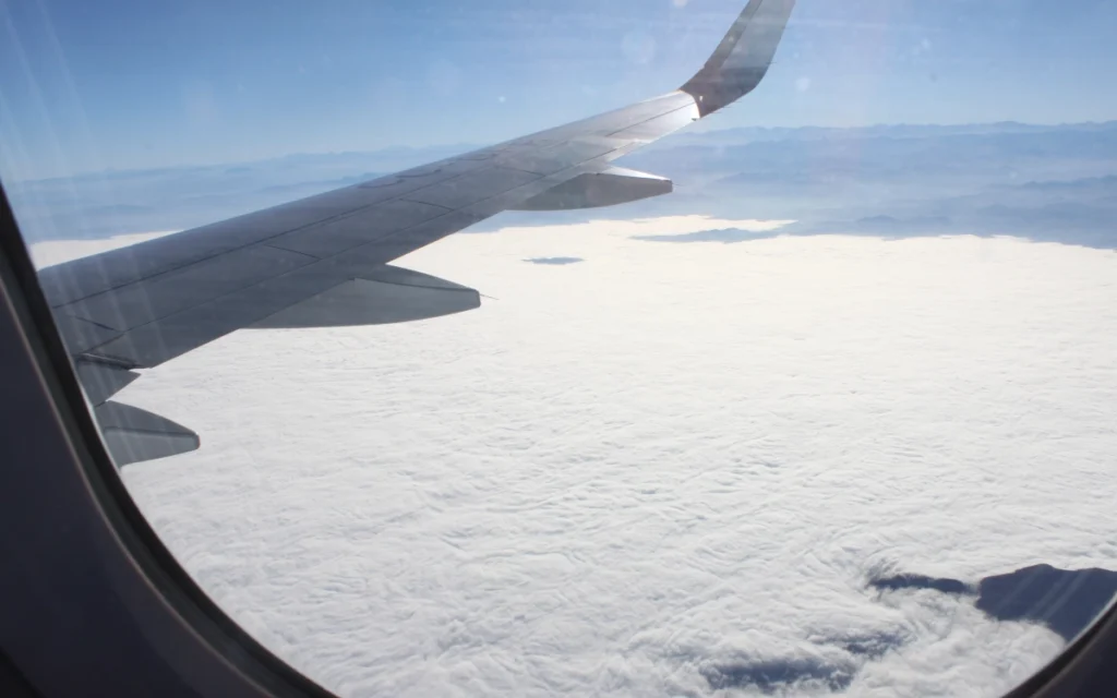 Vuelo sobre la Cordillera - Ojos del Salado Premium