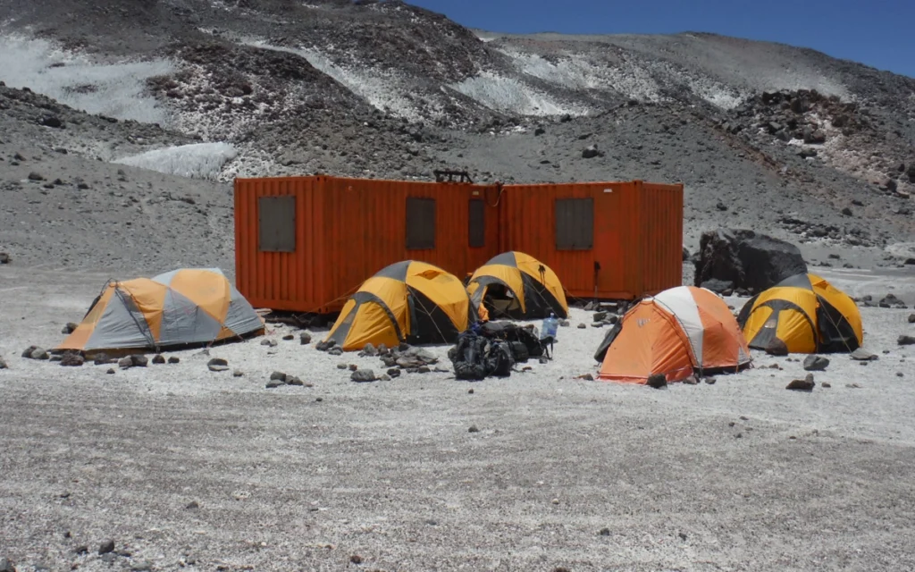 Campamento Tejos 5.800 m - Ojos del Salado Premium